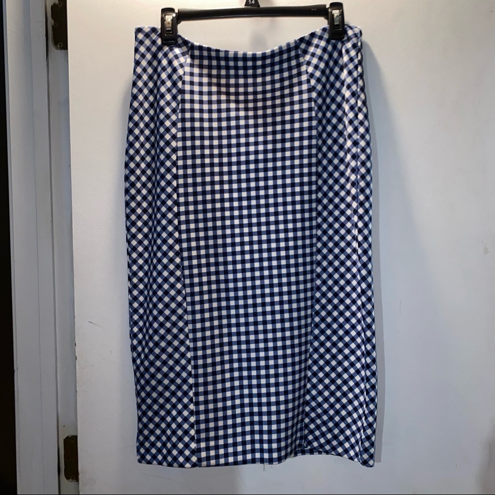 New York and Company Navy Blue and White Checkered Stretch Skirt - 10